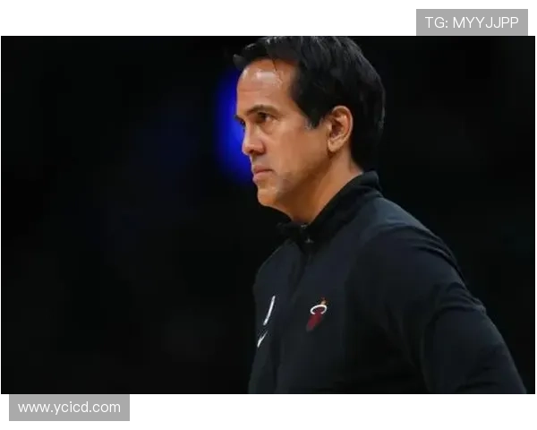 [流言板]完成J联赛处子秀！中国裁判傅明担任了横滨德比的第四官员2亮7回复.